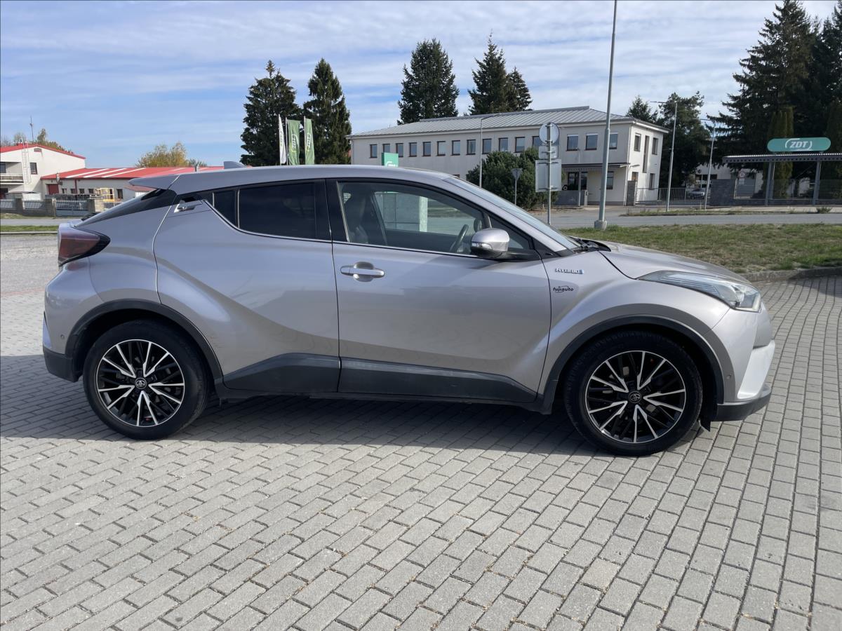 toyota-c-hr-1-8-i-72kw-hybrid-e-cvt - 4