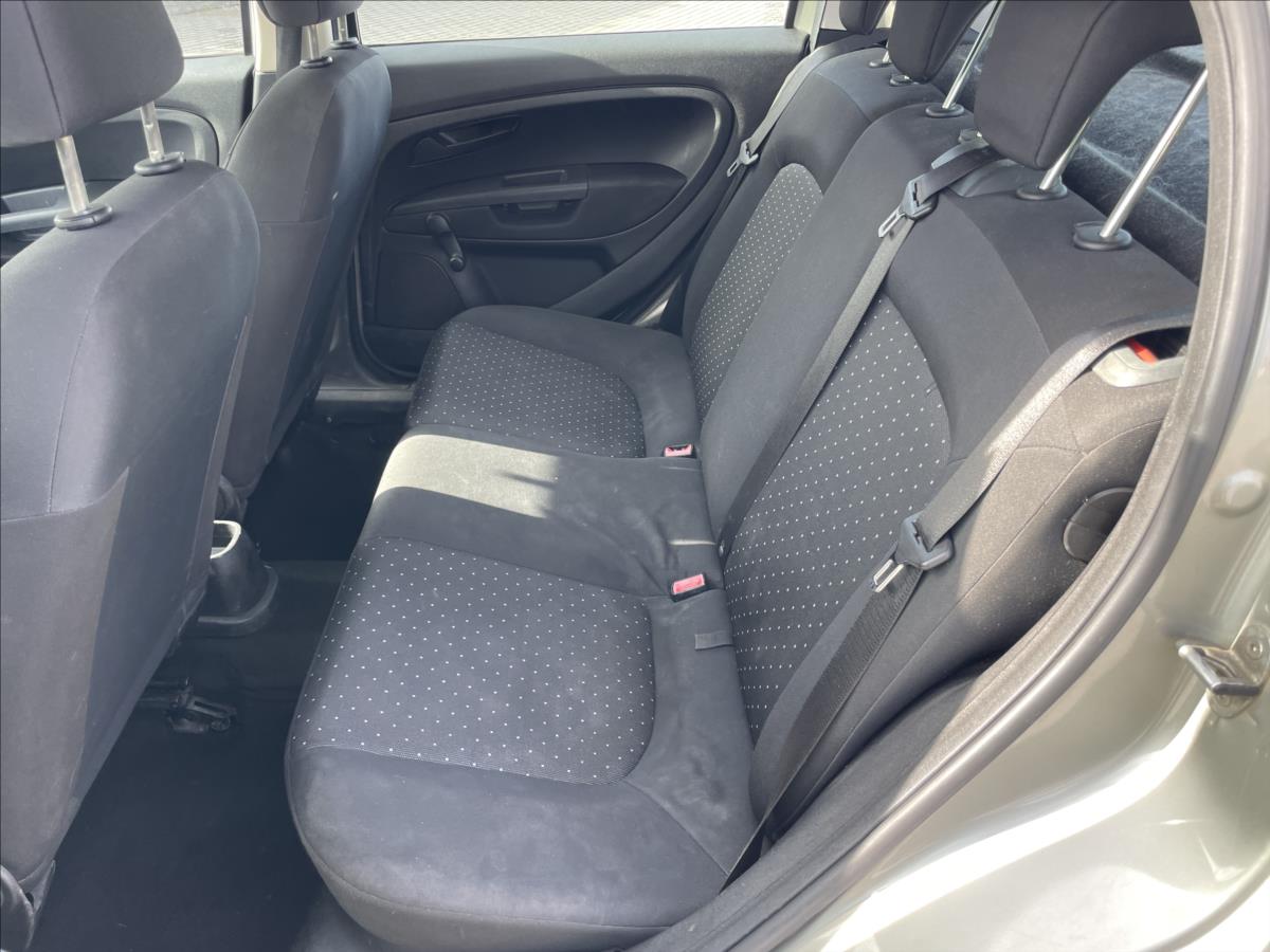 fiat-punto-1-2-i-48kw-klima-czauto-1maj-po-rozvodech - 7