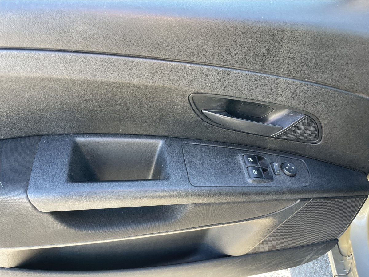 fiat-punto-1-2-i-48kw-klima-czauto-1maj-po-rozvodech - 8