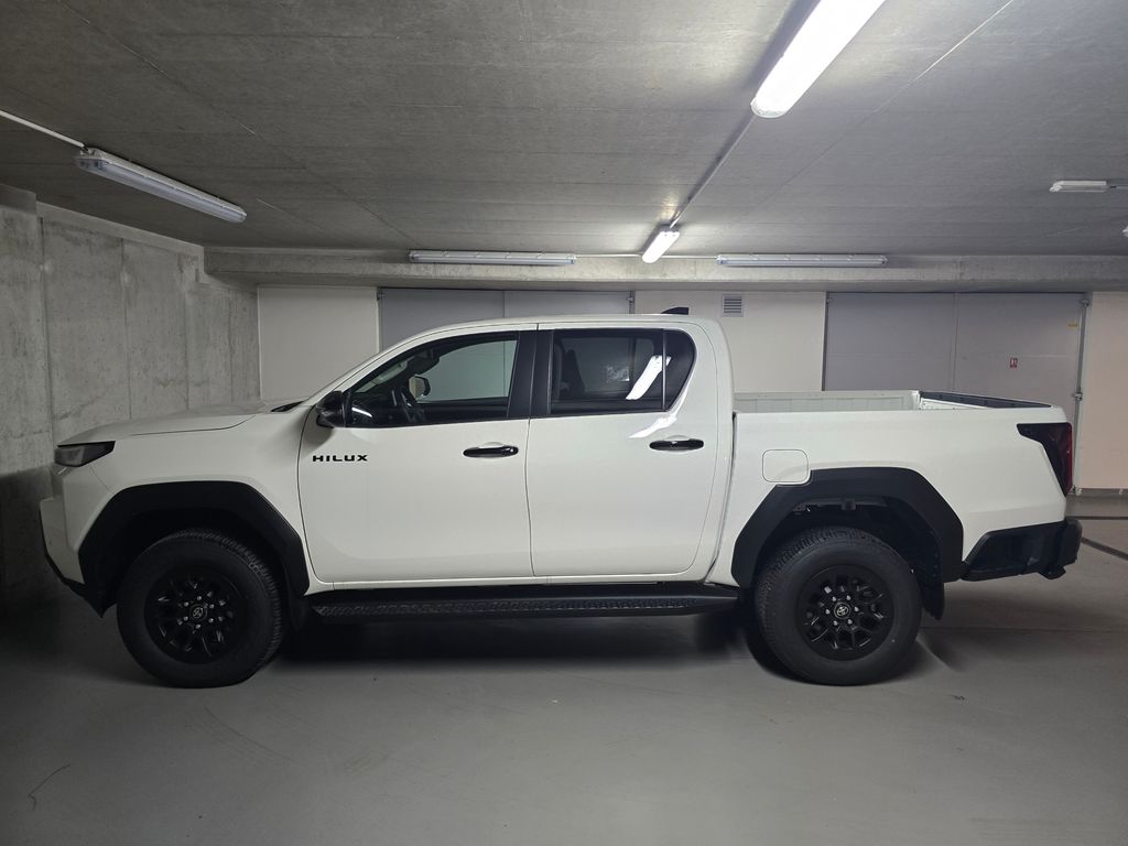 toyota-hilux-2-8-d-at-double-cab-active-4-4 - 7