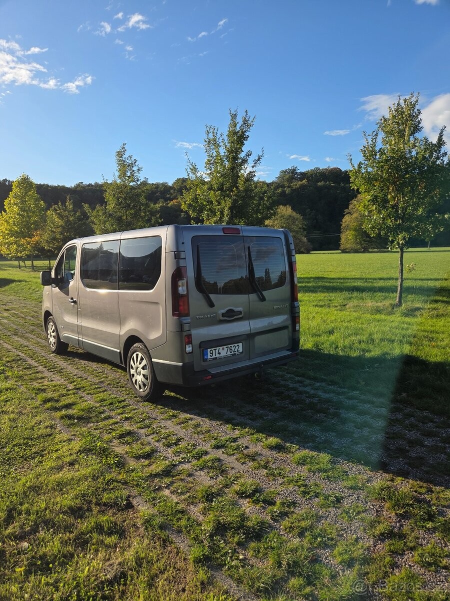 renault-trafic-1-6-dodavka - 1