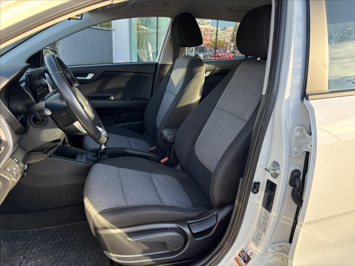 kia-stonic-1-2-dpi-comfort-zaruka-carplay - 9