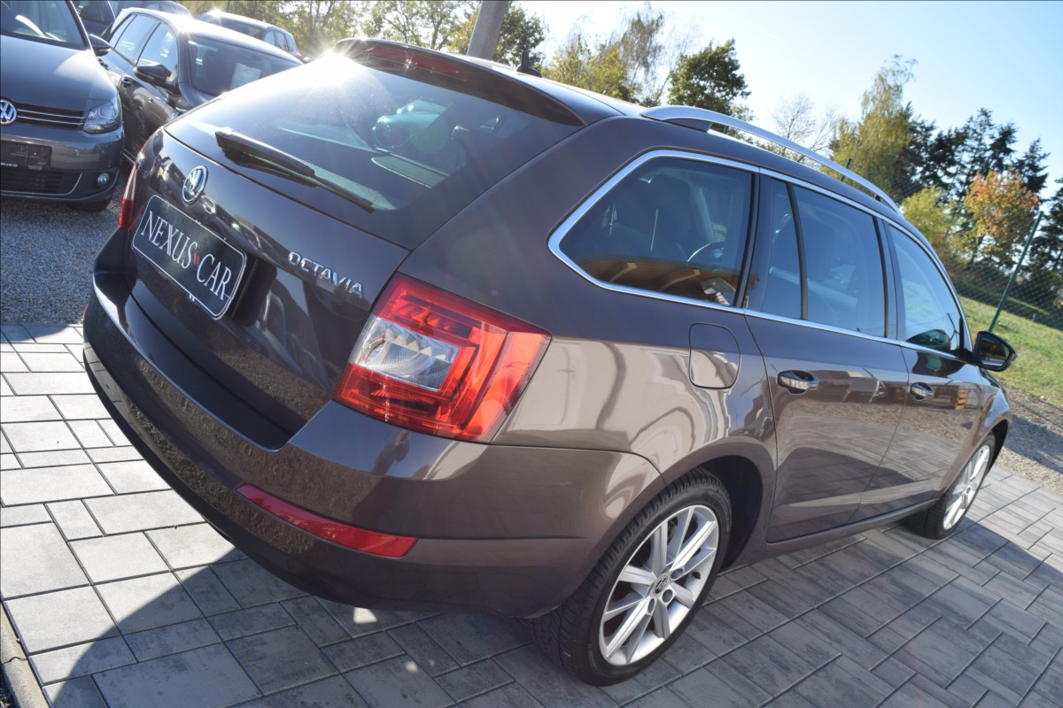 skoda-octavia-1-6-tdi-77kw-alu-klima-navi - 4