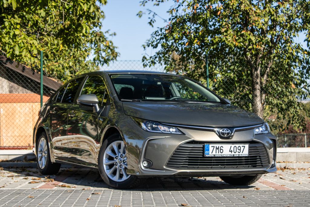 toyota-corolla - 2