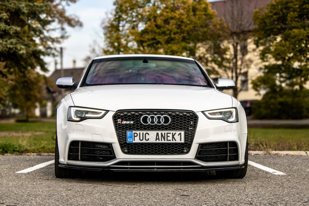 audi-rs-5 - 1