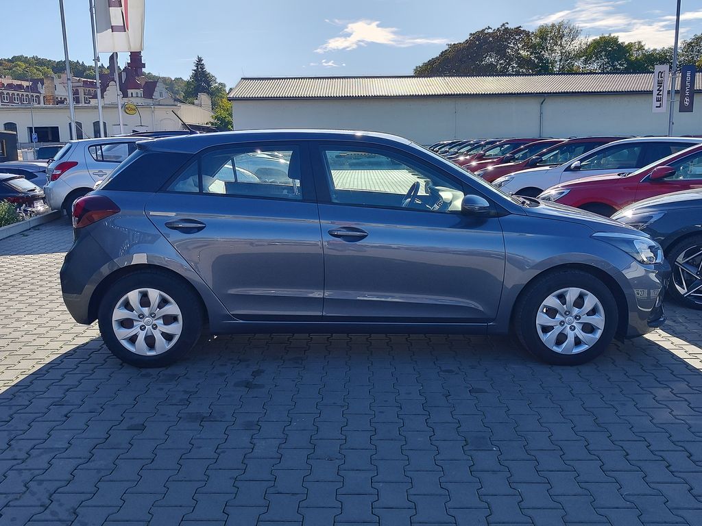 hyundai-i20-1-2i-55kw-comfort - 3
