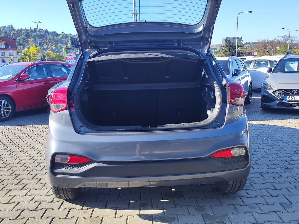 hyundai-i20-1-2i-55kw-comfort - 8