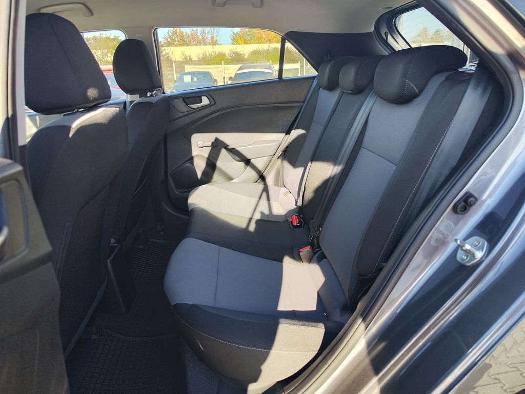 hyundai-i20-1-2i-55kw-comfort - 9