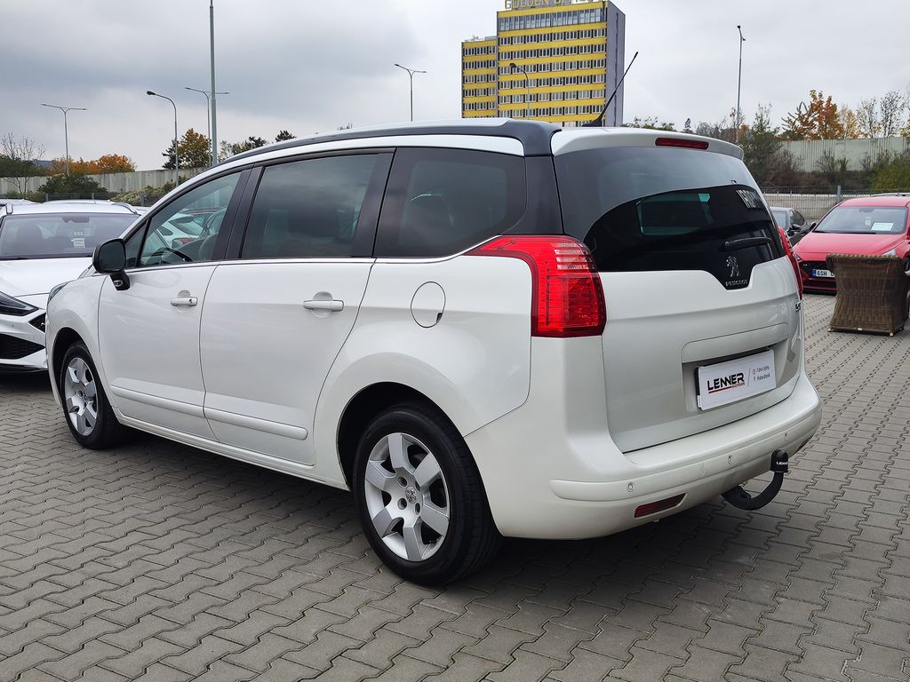 peugeot-5008-2-0-hdi-110kw-allure - 6
