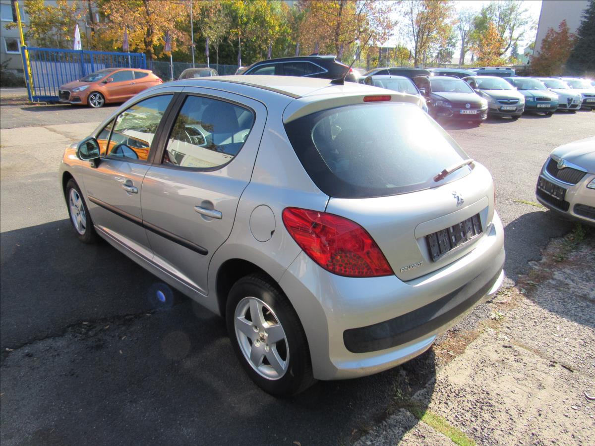 peugeot-207-1-4-i-70kw - 3