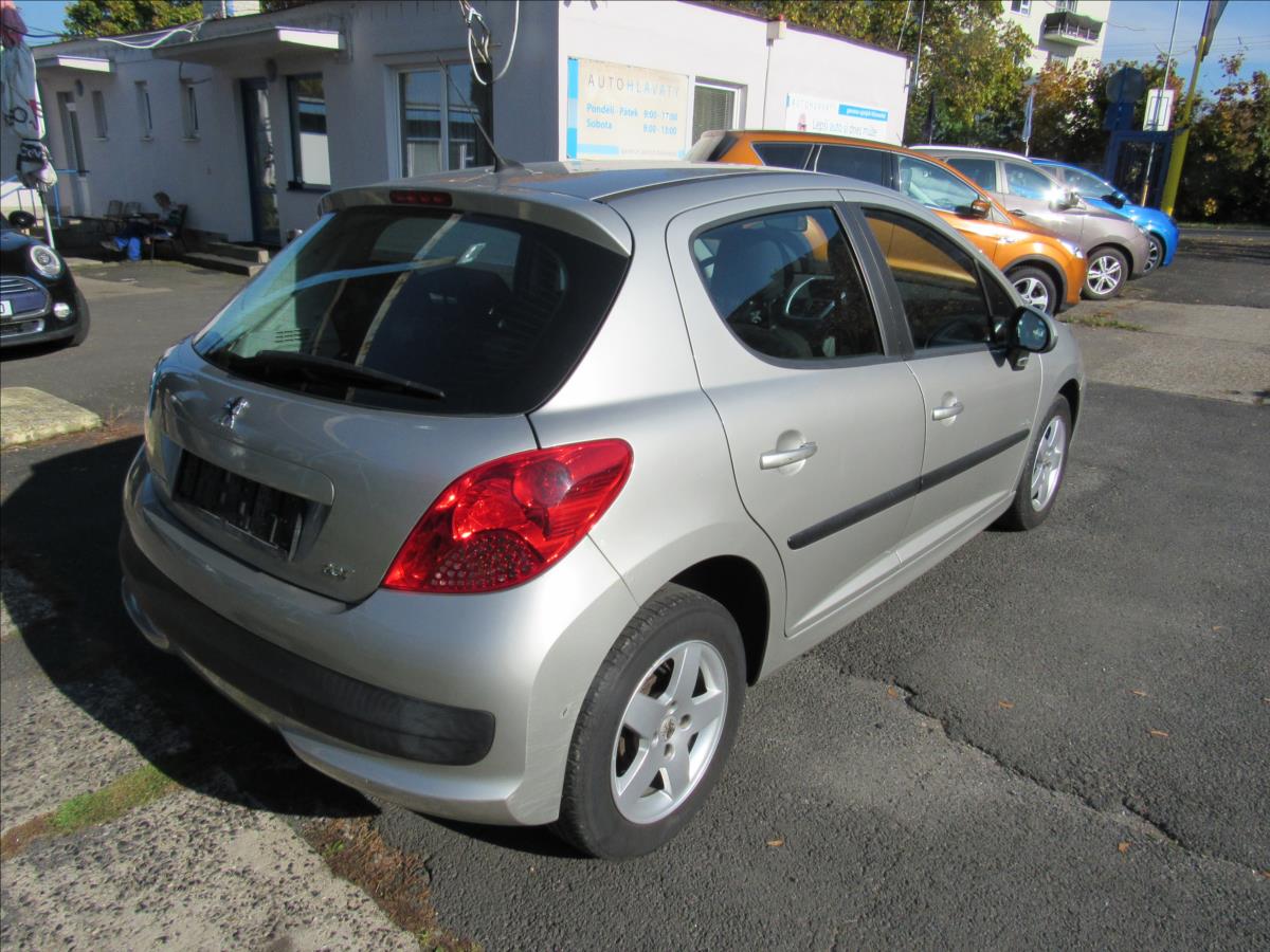 peugeot-207-1-4-i-70kw - 5