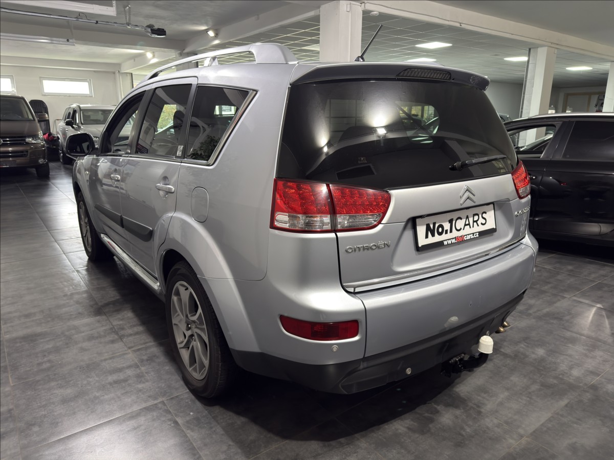 citroen-c-crosser-2-2-hdi-awd-exclusive-xenon - 3