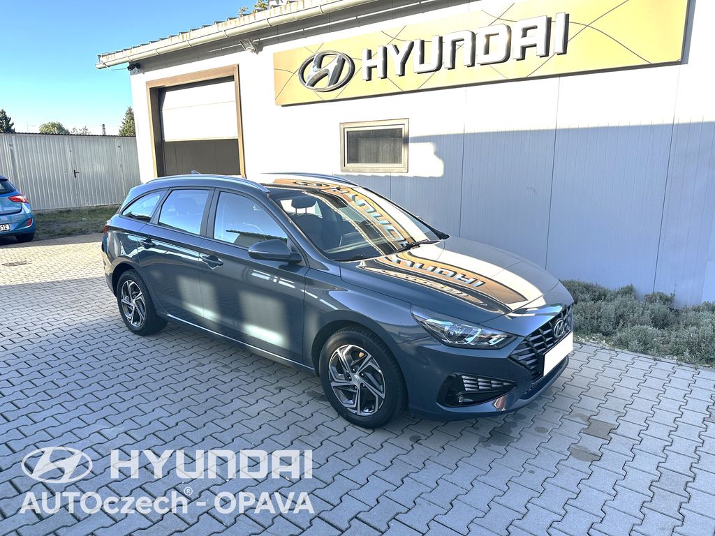 Hyundai i30 1.5i 81 kW FAMILY