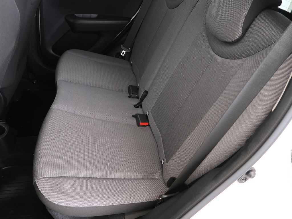 toyota-aygo-1-0i-53kw-automat-cz-1maj - 9