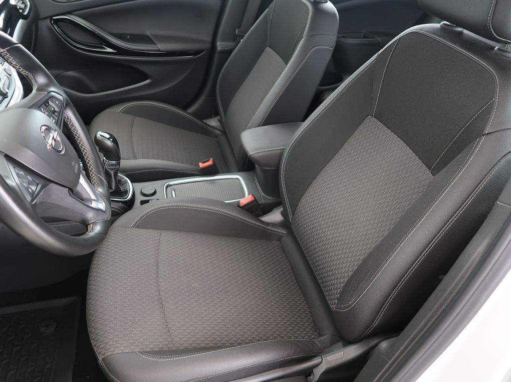 opel-astra-1-6cdti-118kw-manual-cz - 8