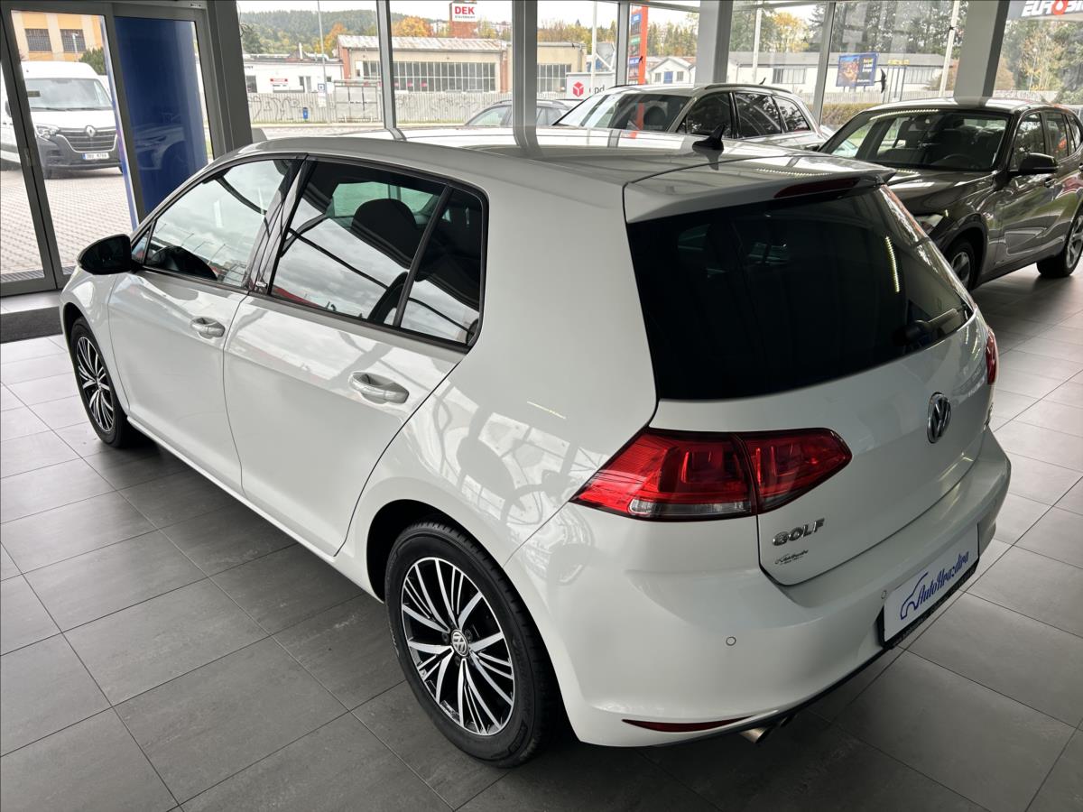 volkswagen-golf-1-4-tsi-92kw-allstar-serviska - 3