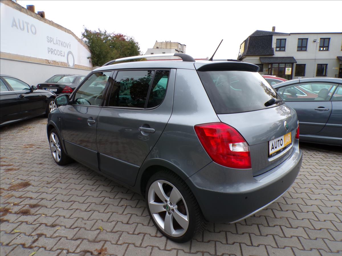 skoda-fabia-1-2-tsi-scout - 3