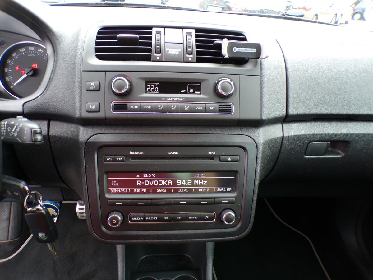 skoda-fabia-1-2-tsi-scout - 8