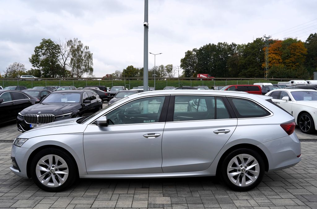 skoda-octavia-kombi-iv-2-0-tdi-120-ps-navi - 2