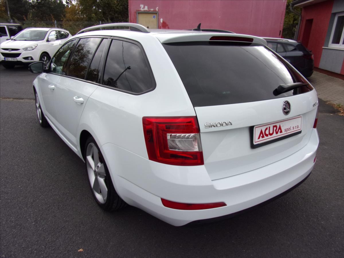skoda-octavia-2-0-tdi-style-110kw-combi - 4