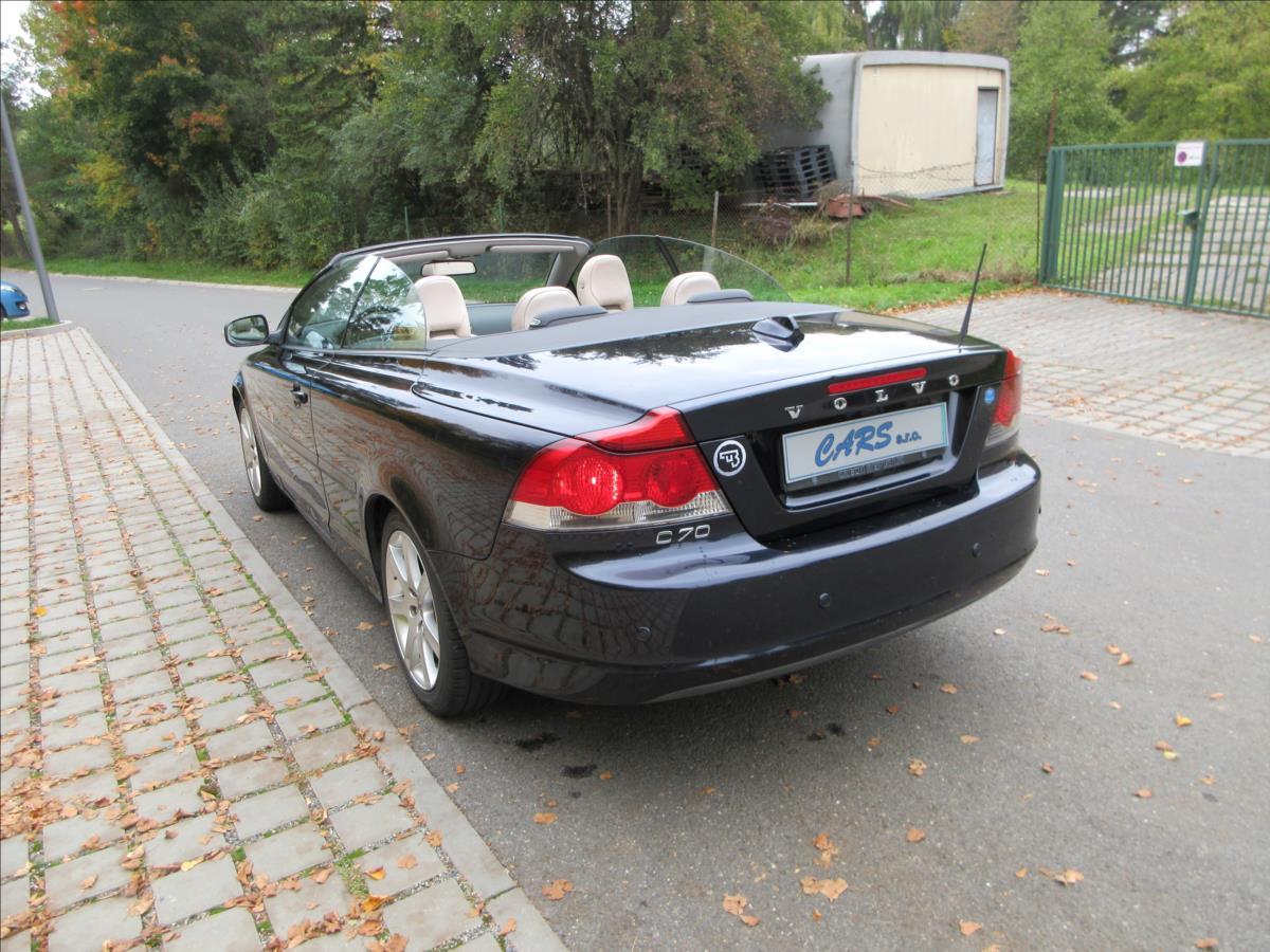 volvo-c70-2-0-d-navi-kuze-xenon - 9