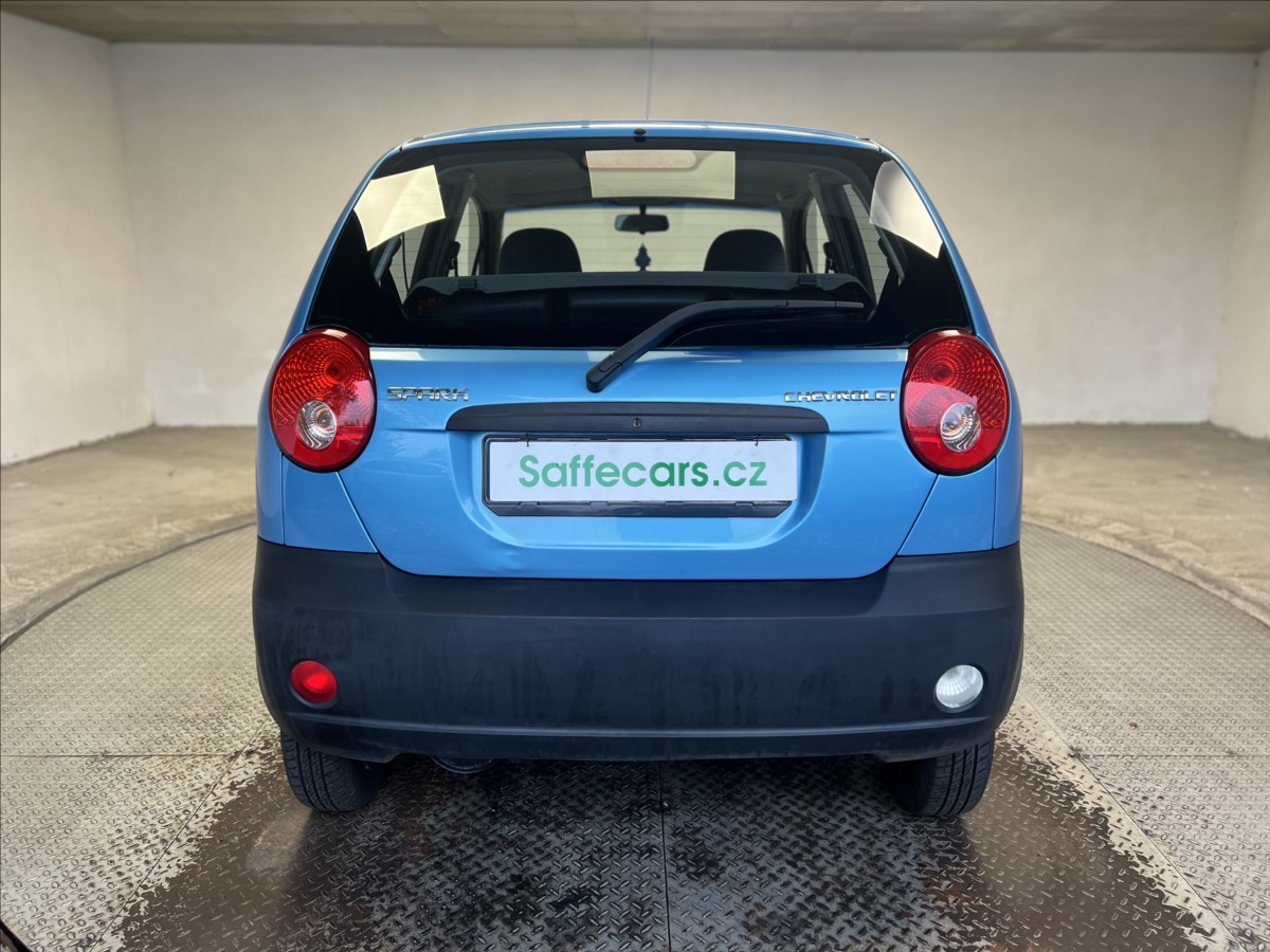 chevrolet-spark-0-8-i-s - 5