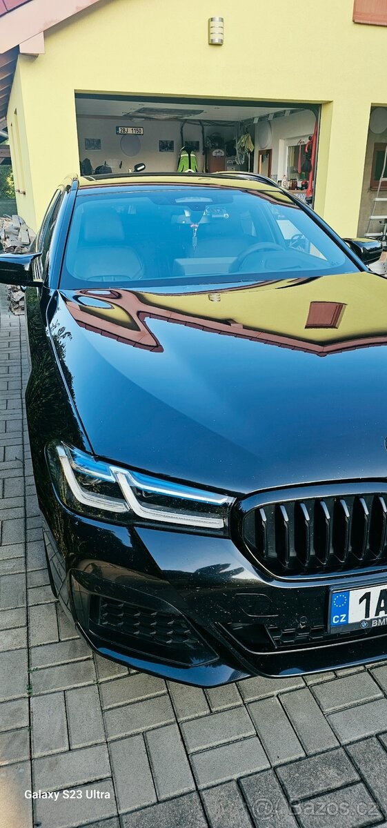 bmw-rada-5-3-0-530d-xdrive-touring - 2