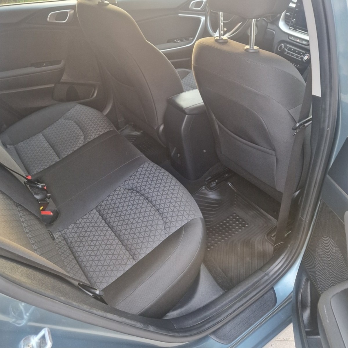 kia-ceed-1-5-t-gdi-spin-2022 - 7
