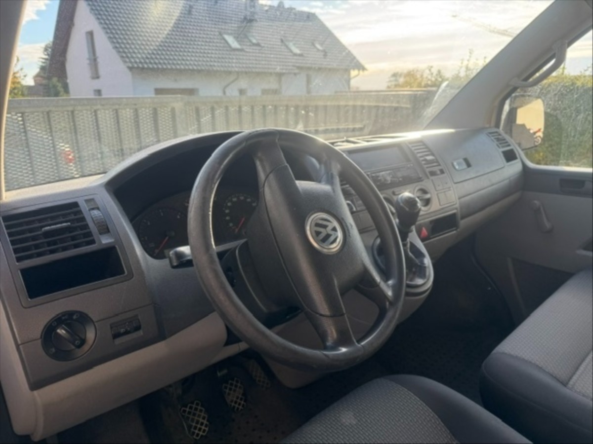 volkswagen-transporter-1-9-t5 - 2