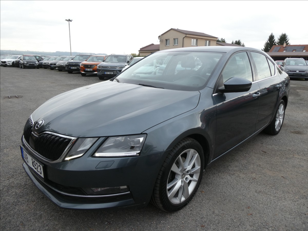 skoda-octavia-2-0-tdi-110kw-dsg-style-cr - 2