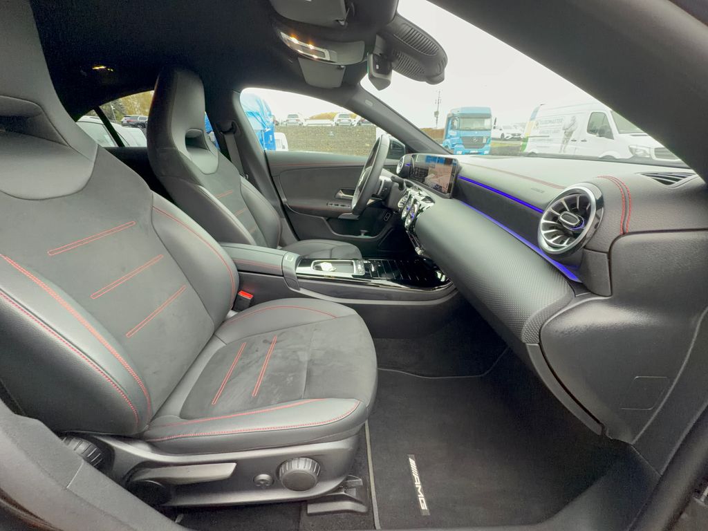 mercedes-benz-cla-180-d-amg - 9