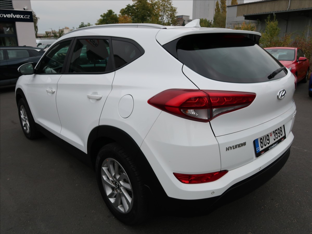hyundai-tucson-1-7-crdi-85kw-novecr-goczech - 3
