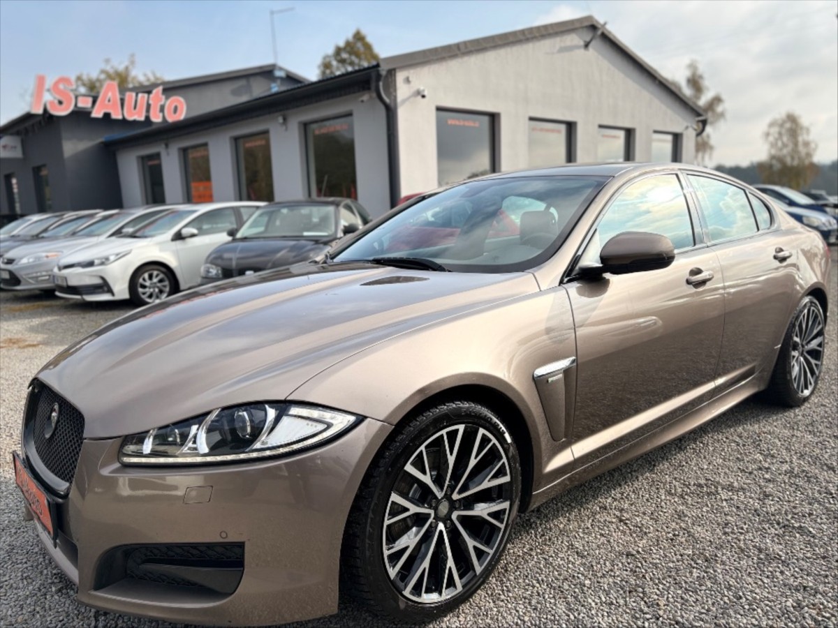 Jaguar XF 2,2 D 120 KW