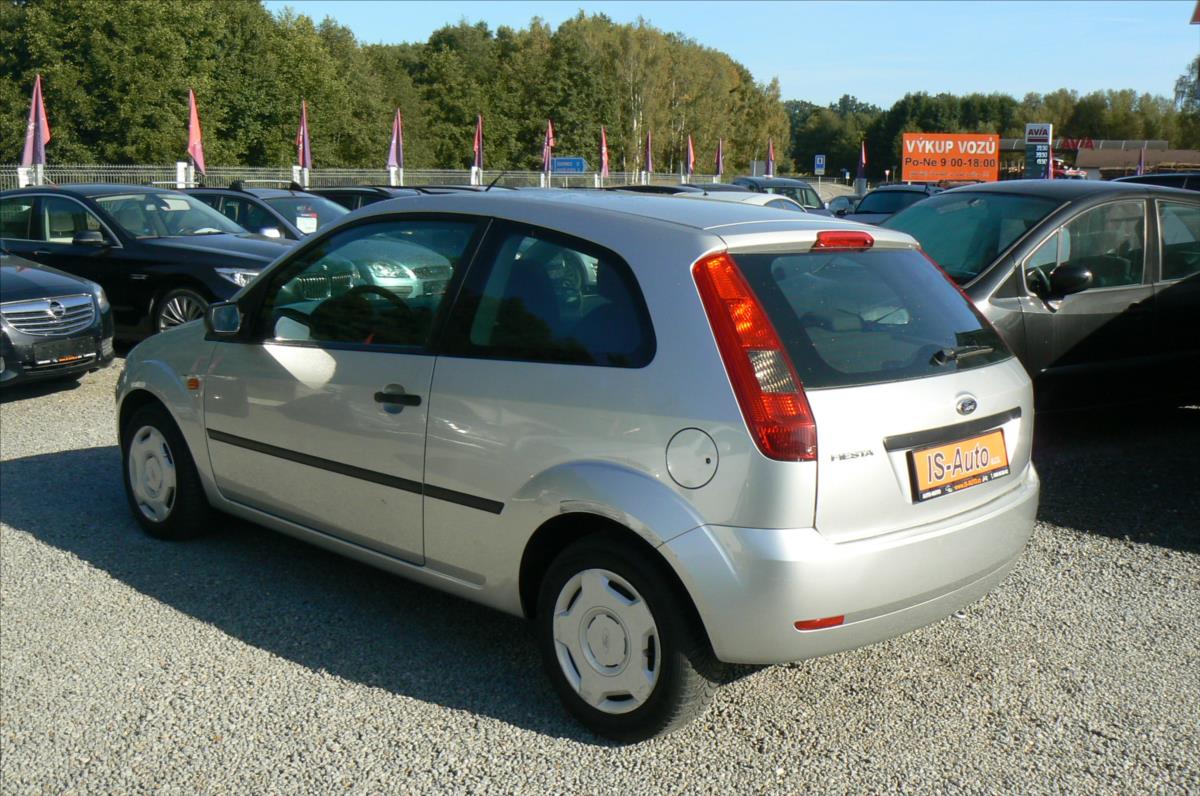 ford-fiesta-1-3-3-dver - 4