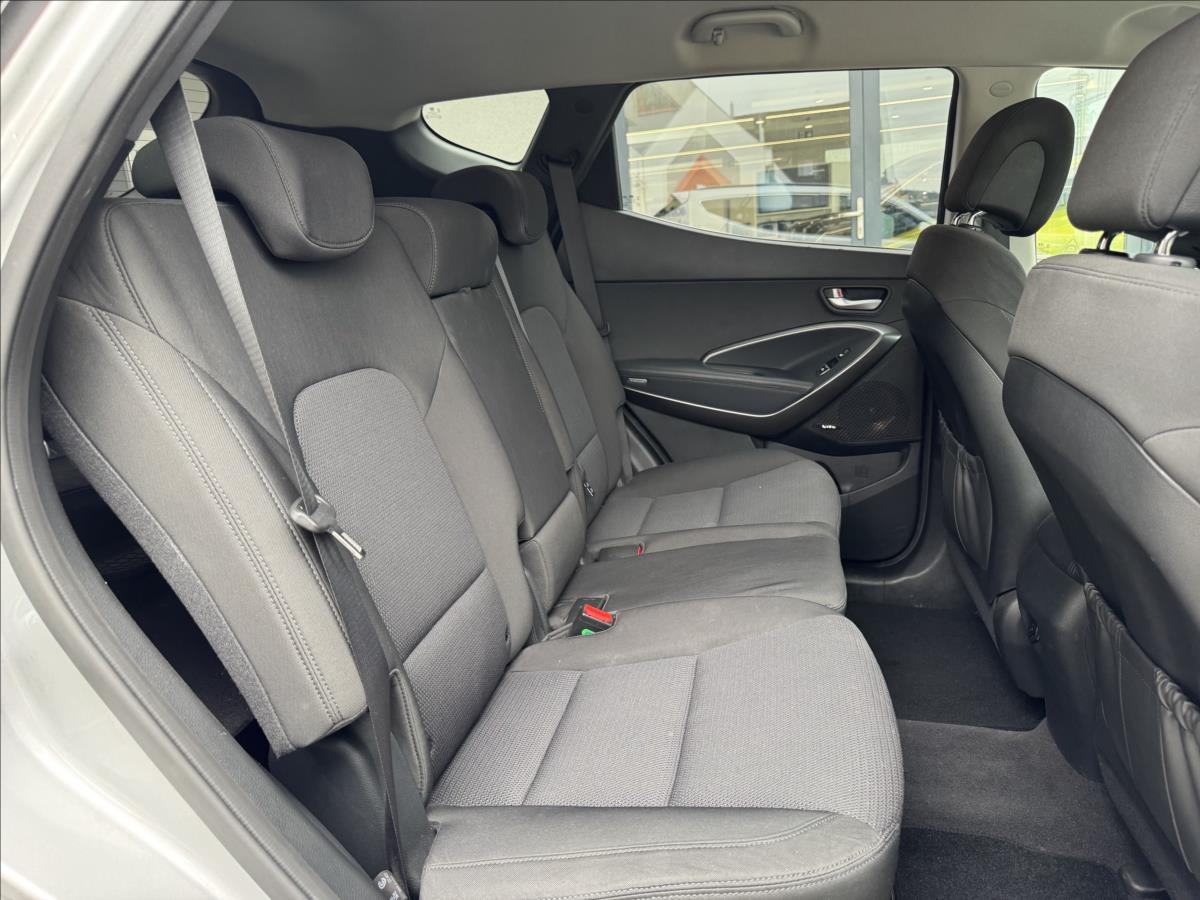 hyundai-santa-fe-2-2-crdi-style-4x4 - 9