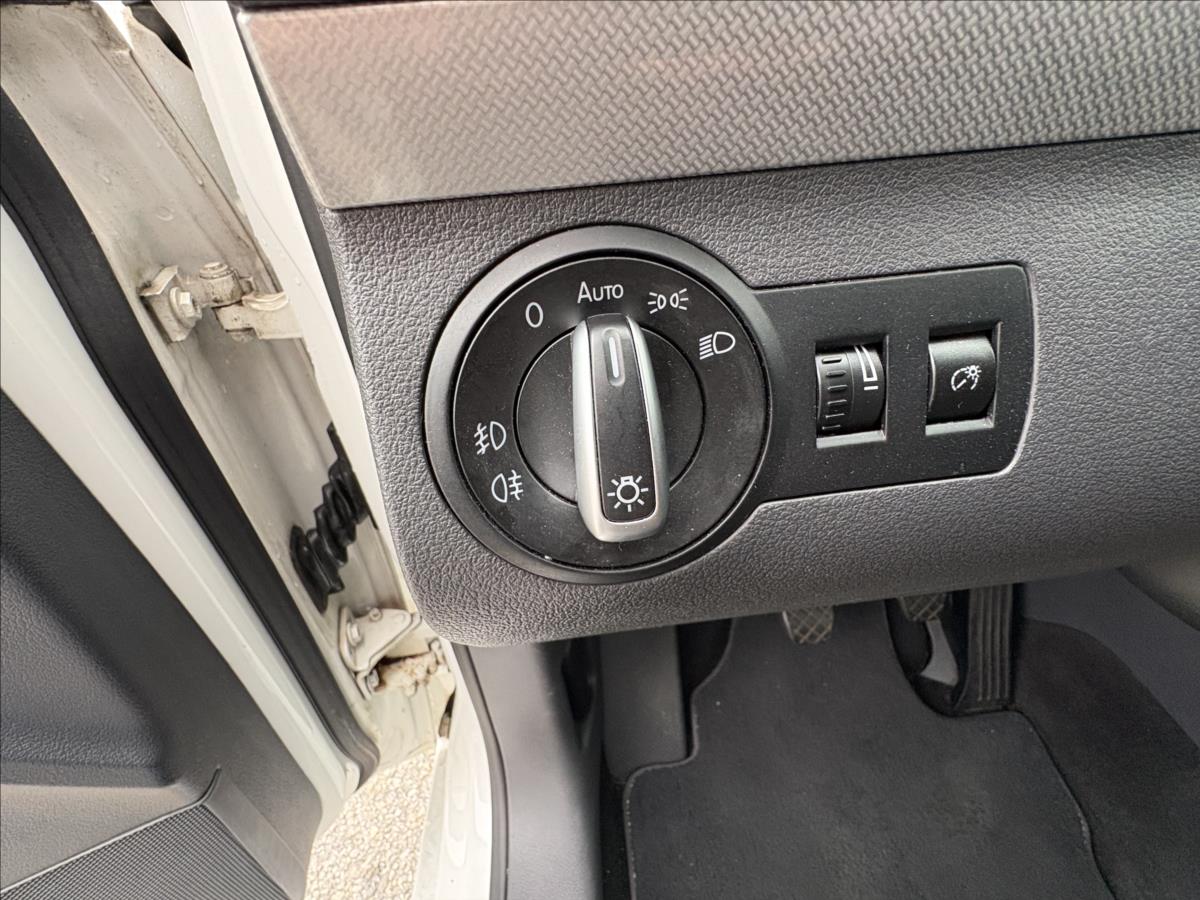volkswagen-touran-2-0-tdi-103kw-xen-pano-nez-top - 5