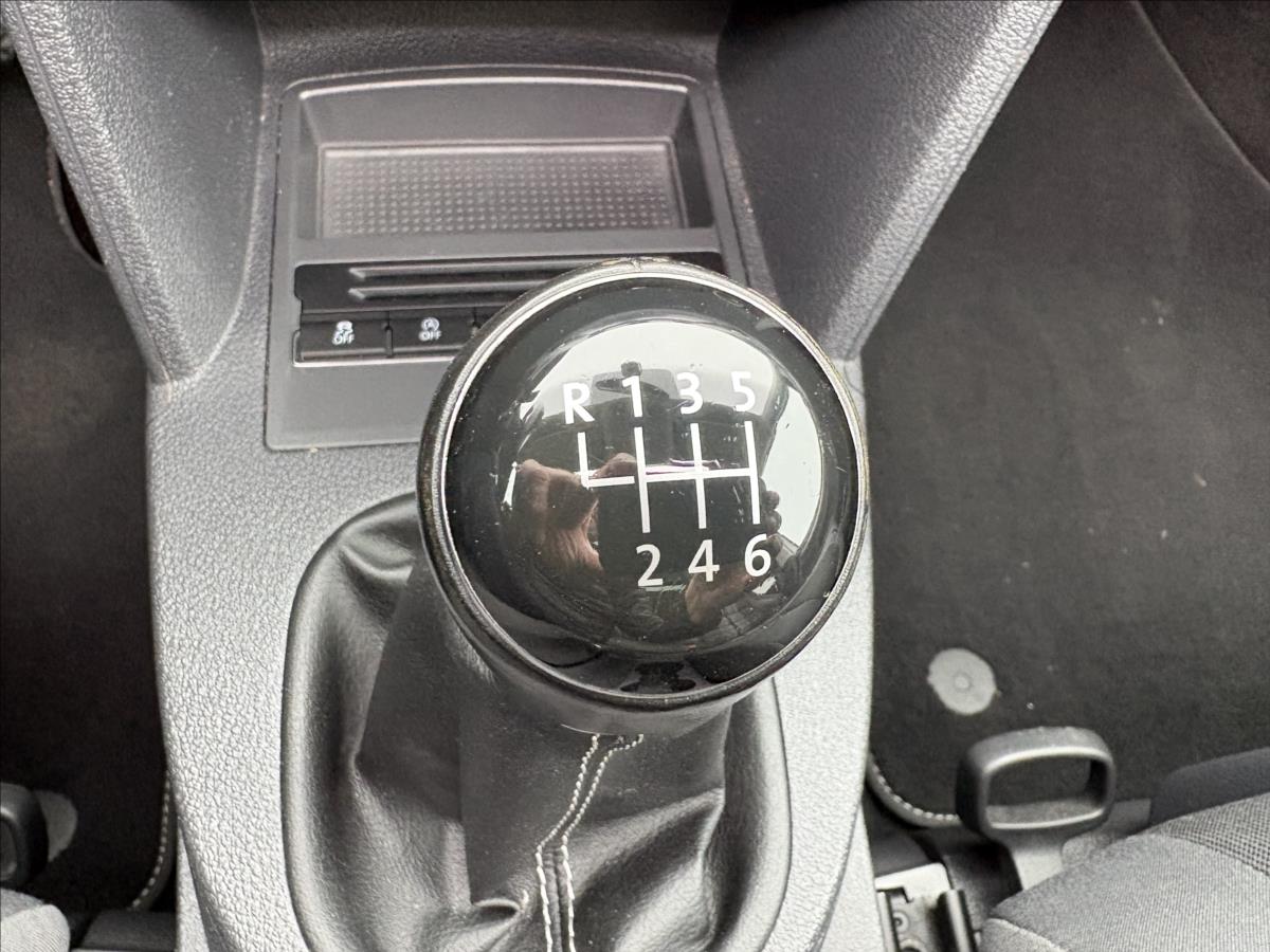 volkswagen-touran-2-0-tdi-103kw-xen-pano-nez-top - 9