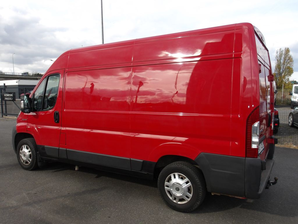 peugeot-boxer-2-2hdi-l2h2-krasavec-cr - 4