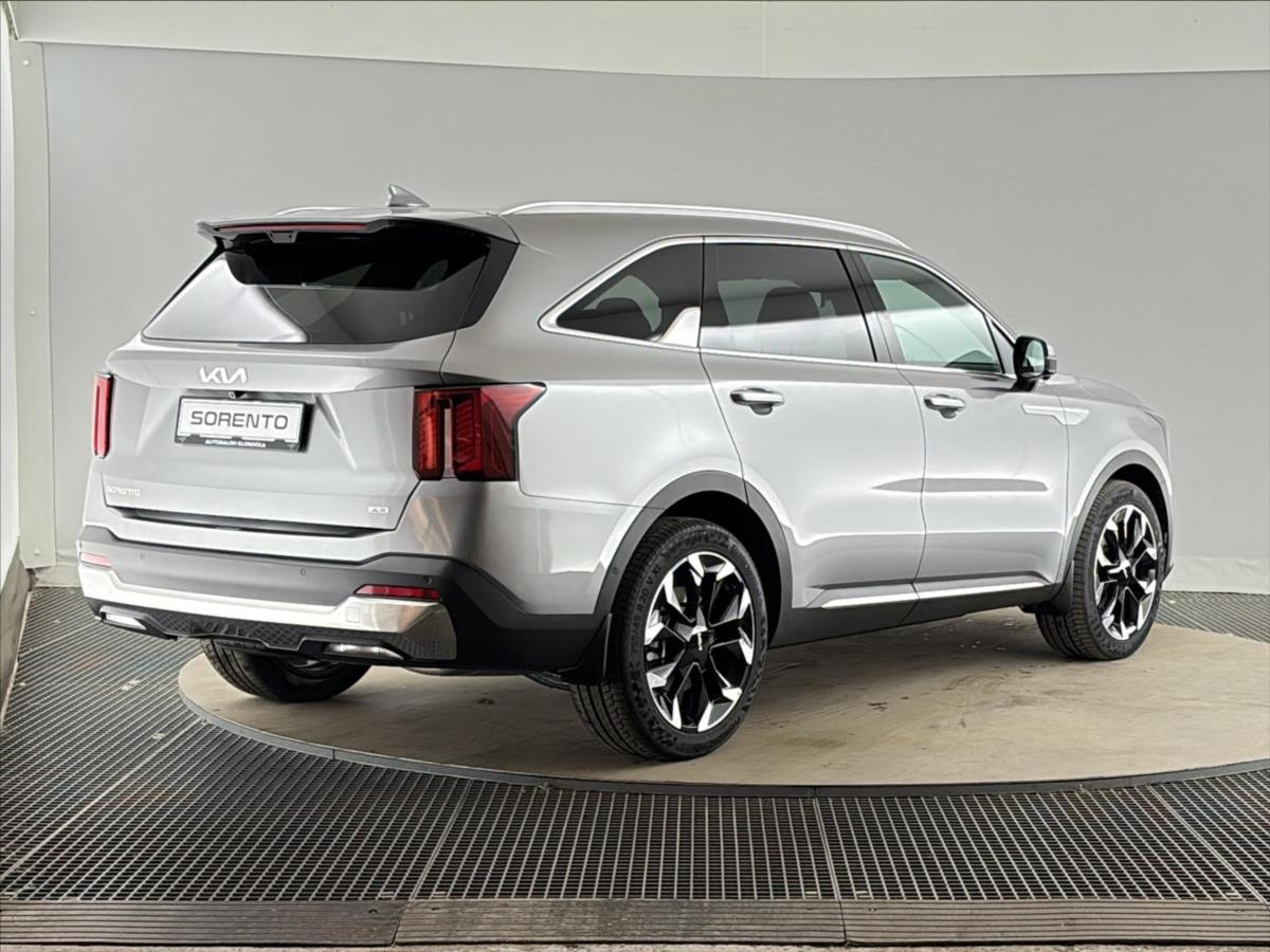 kia-sorento-7-mist-2-2-crdi-scr-4x4-8dct-top - 3