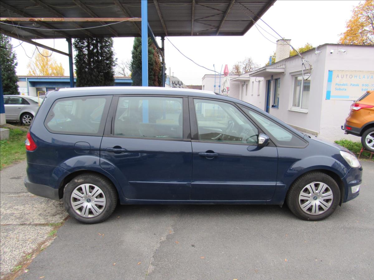 ford-galaxy-2-0-i-comfort-107kw-7-mist - 7