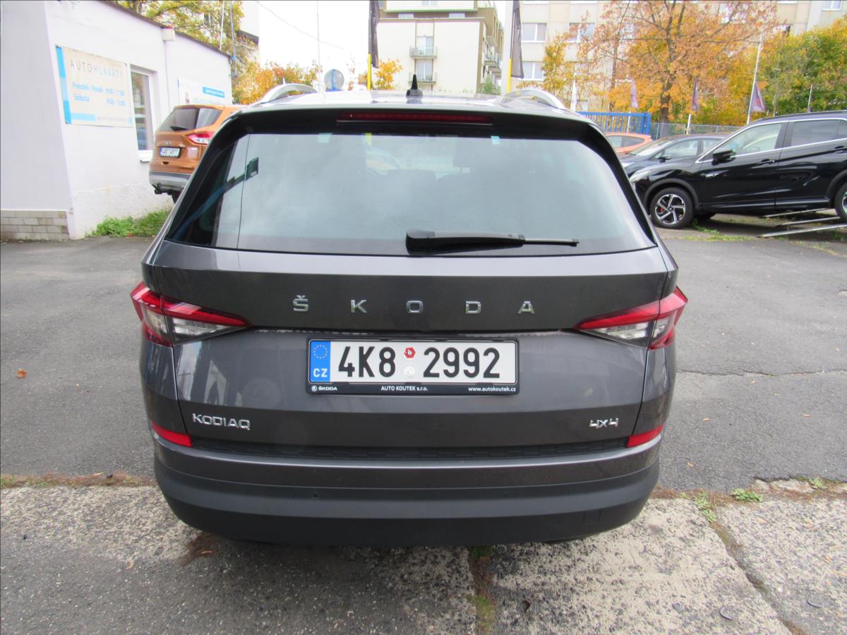 skoda-kodiaq-2-0-tdi-110kw-dsg-4x4-style - 4