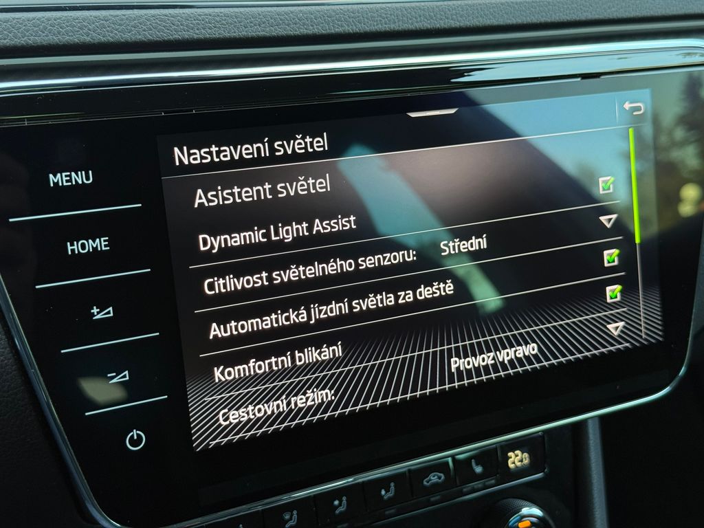 skoda-superb-2-0tdi-110kw-dsg-sportline-taz - 9