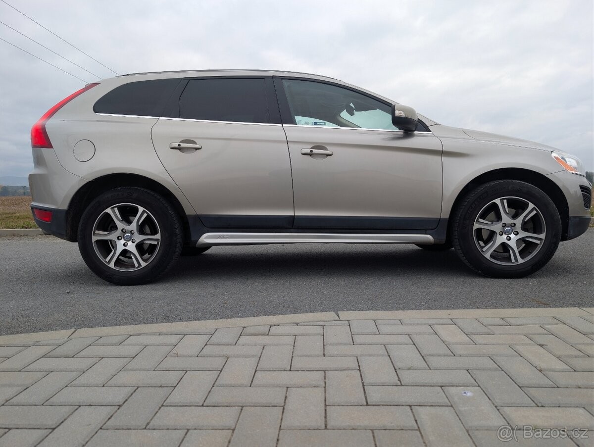 volvo-xc60 - 8