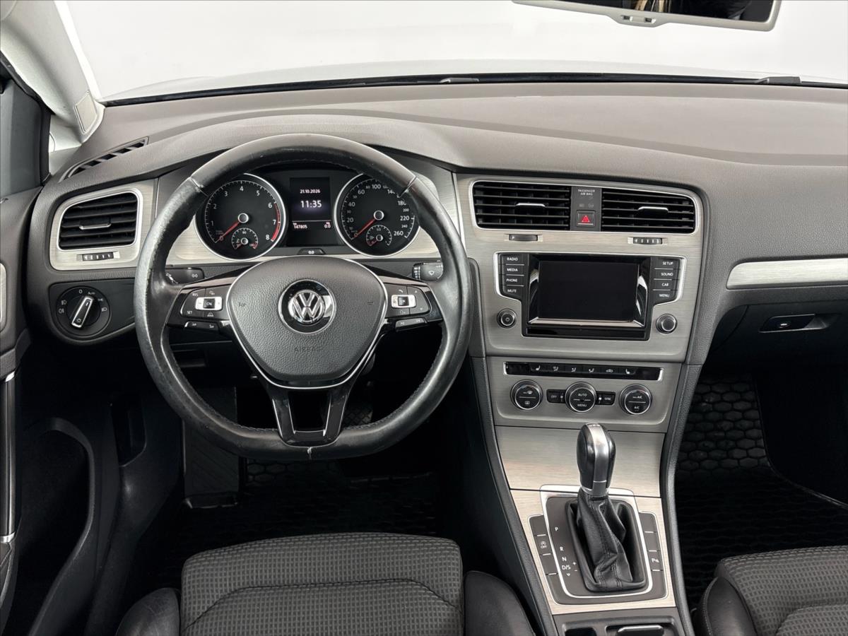 volkswagen-golf-1-2-tsi-comfortline-7dsg - 4