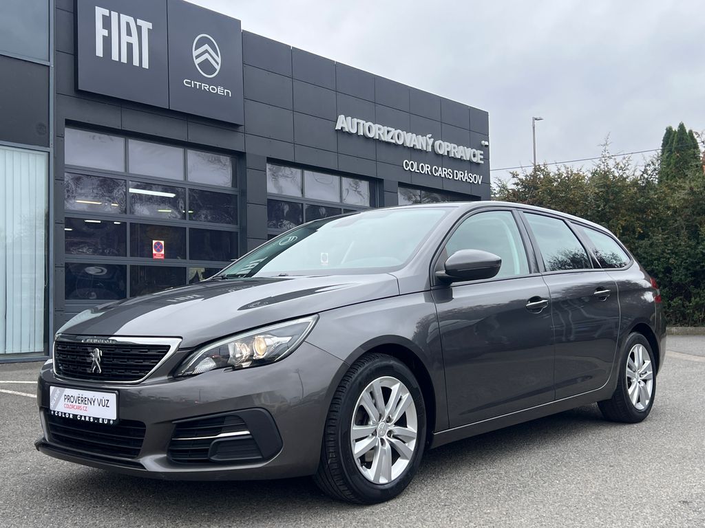 Peugeot 308 1.2 131k ZÁRUKA SERVIS NAVI