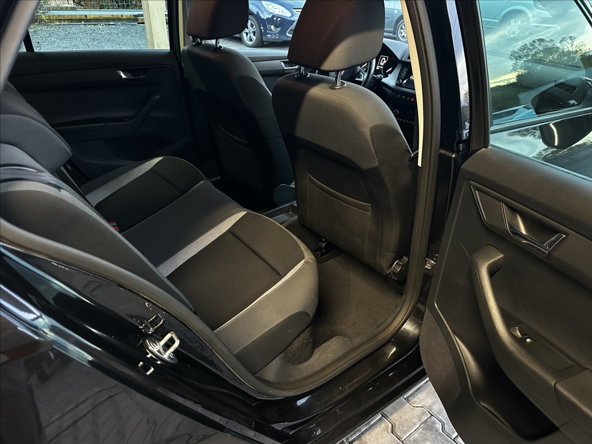 skoda-fabia-1-2-tsi-81kw-dsg-style - 7