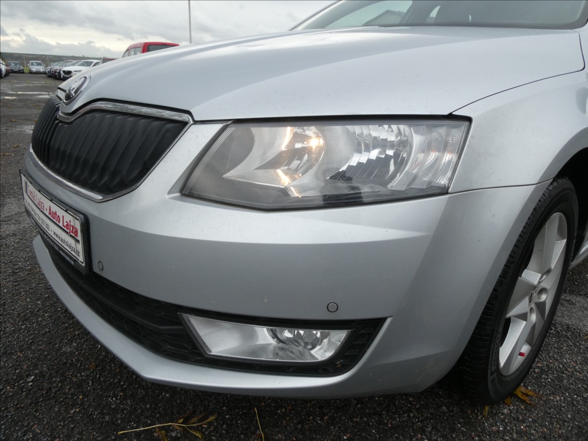 skoda-octavia-1-4-tsi-110kw-dsg-2x-alu-kola - 3