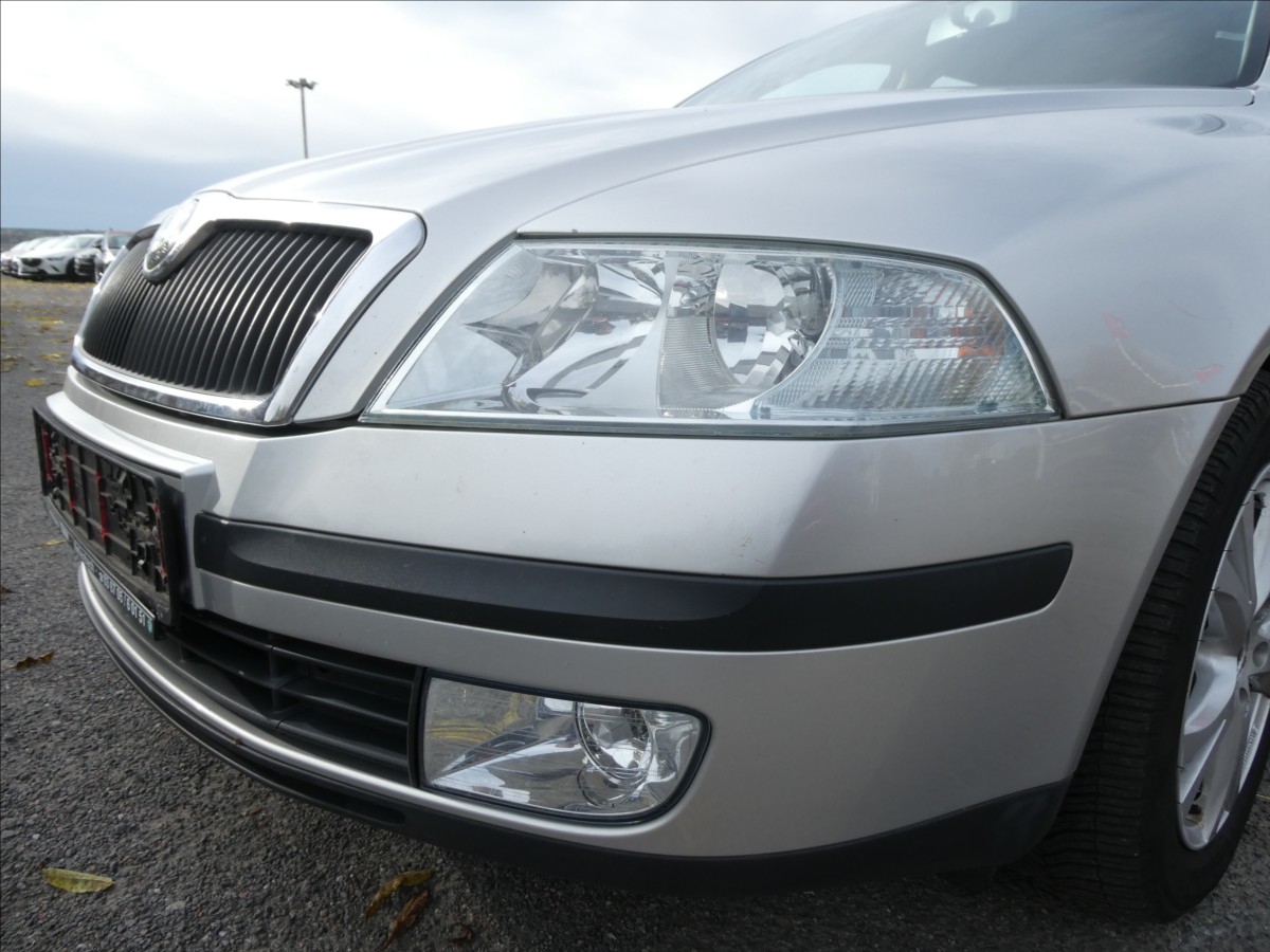 skoda-octavia-1-6-mpi-75kw-klima-zaves - 3