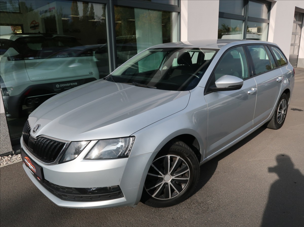 Škoda Octavia 1,6 TDi,85kW,NovéČR,klima