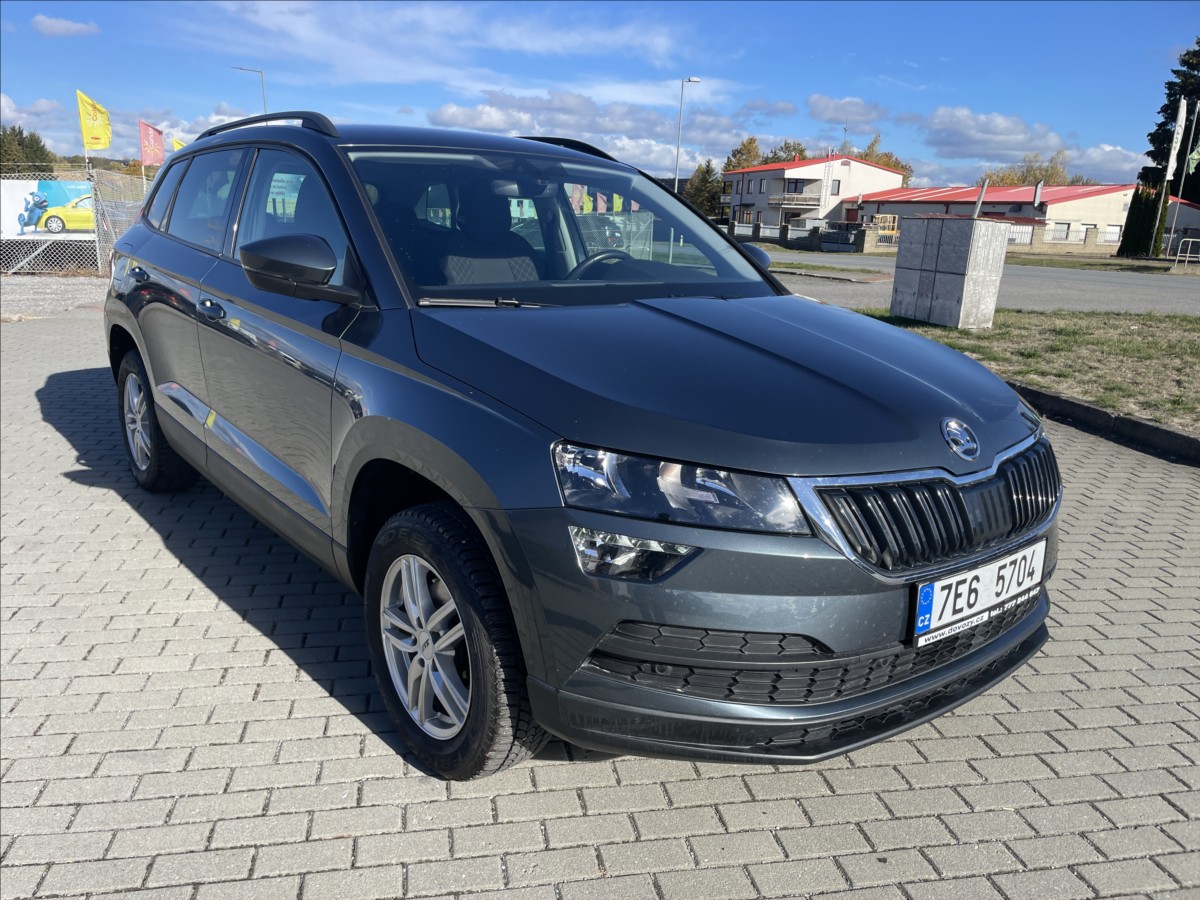 skoda-karoq-1-0-tsi-85kw-style-tazne-gps - 5